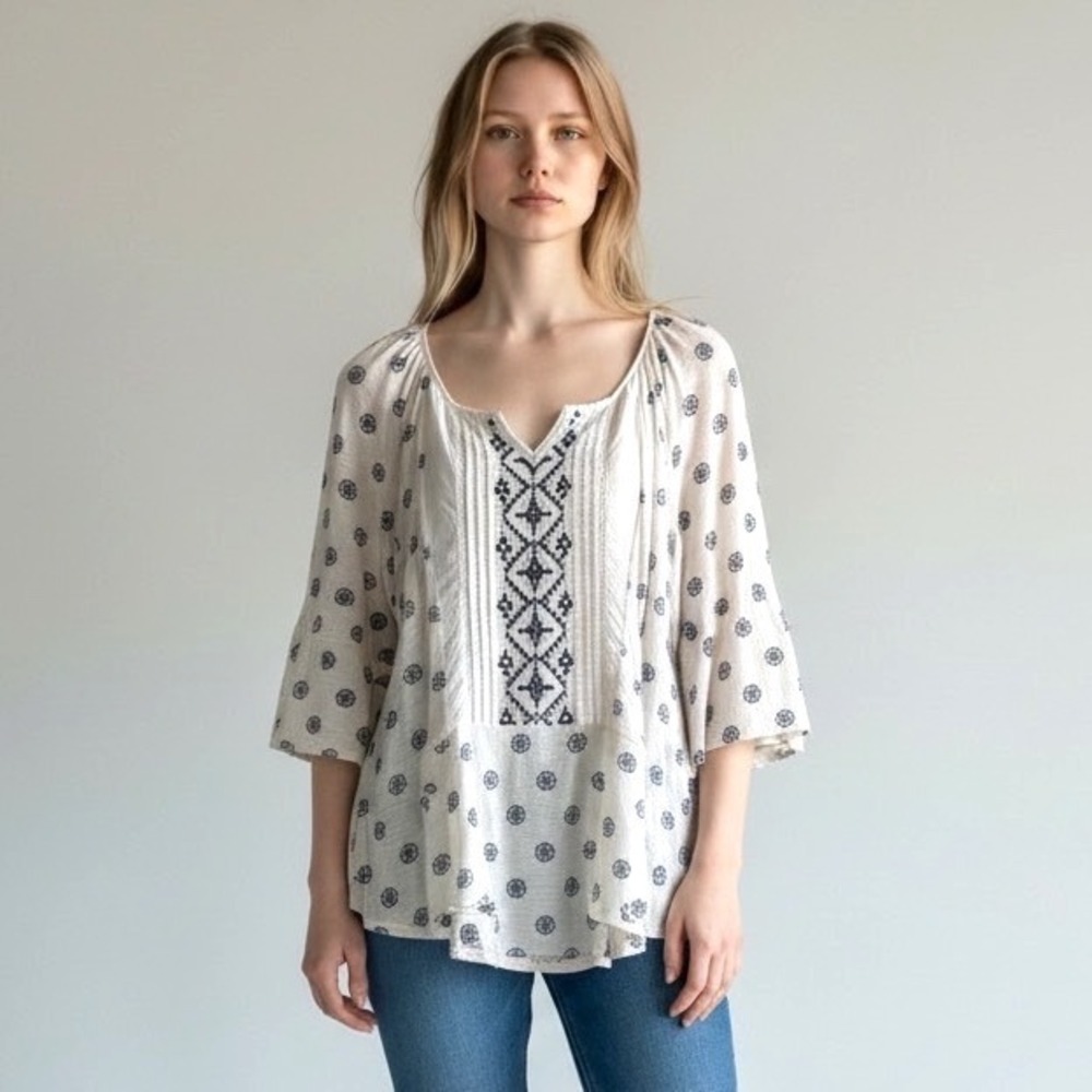 Vintage America Blues‎ Top Women Medium White Navy  Embroidered Boho Lace